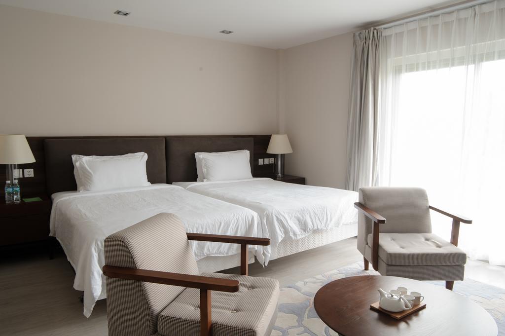 Paradise Hotel سايبان المظهر الخارجي الصورة
