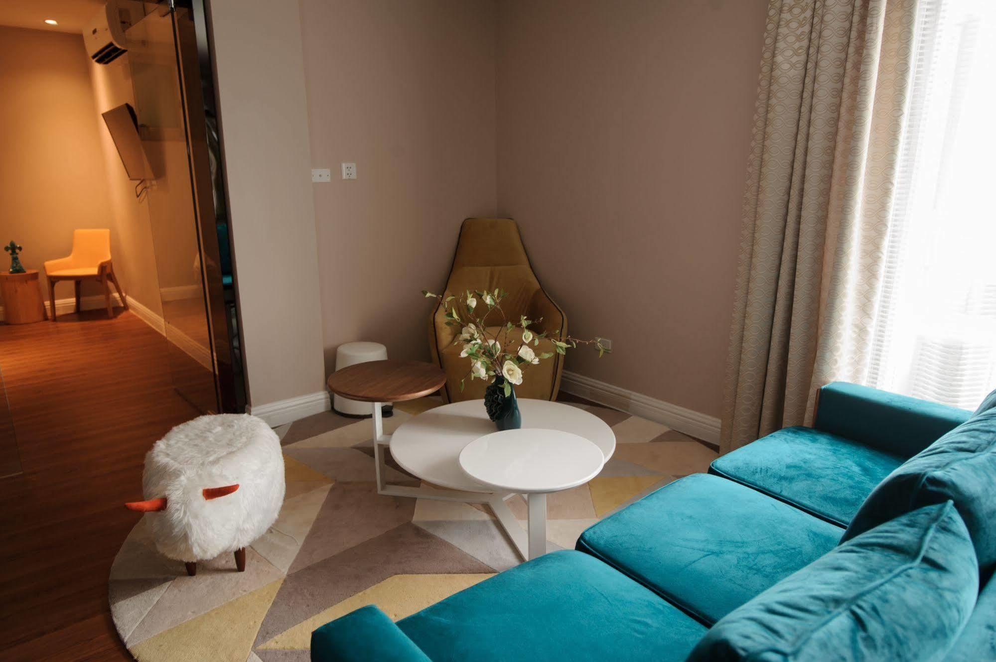 Paradise Hotel سايبان المظهر الخارجي الصورة