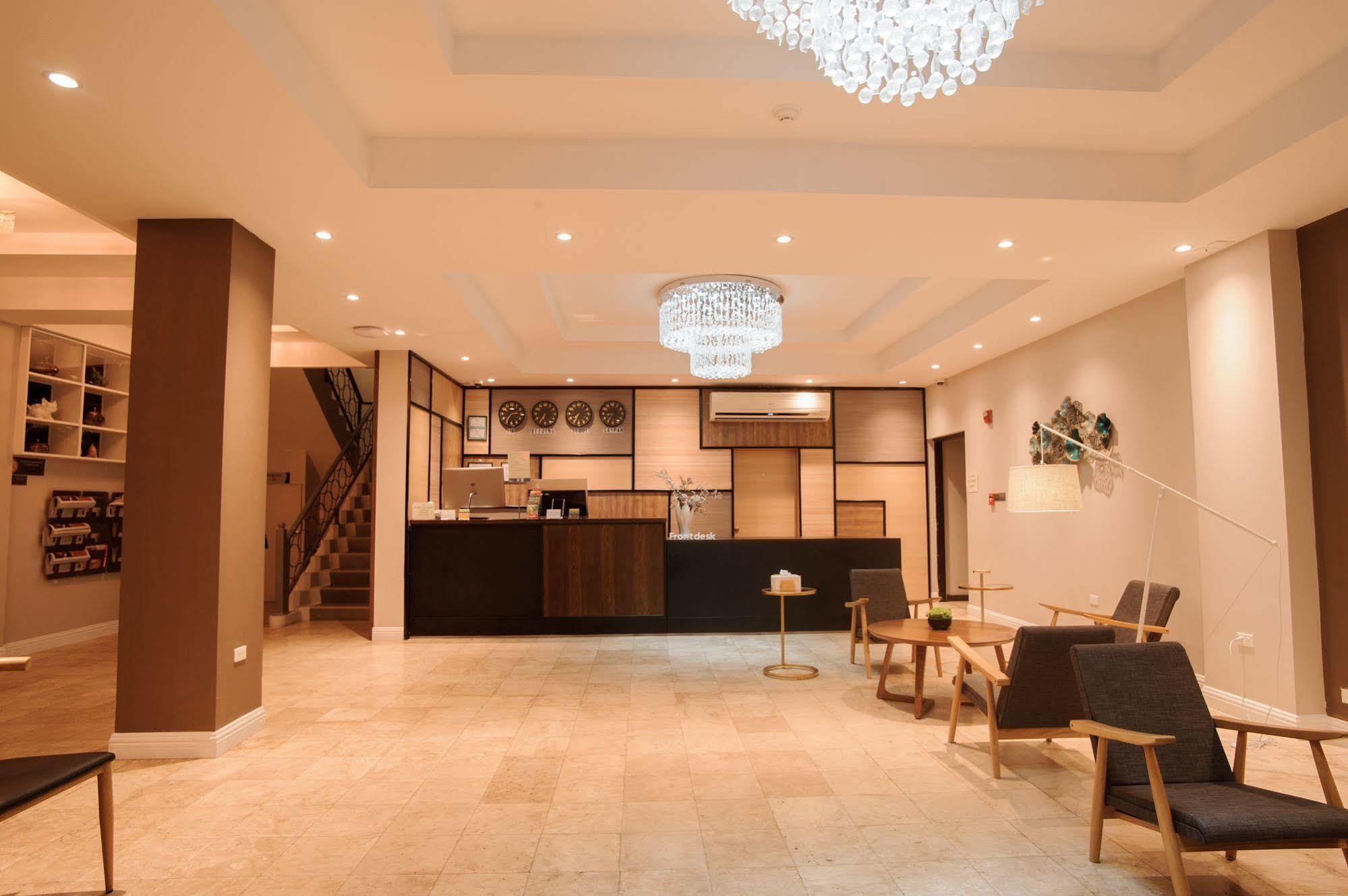 Paradise Hotel سايبان المظهر الخارجي الصورة